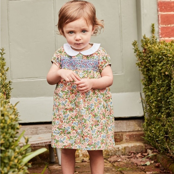 Mini Boden Other - Mini boden smocked Floral romper with White Collar